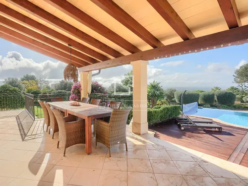 4 Bedrooms House / Villa in DS 8742- SA CASA BLANCA (PUN 6 N2dup-A