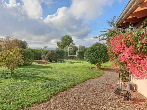 4 Bedrooms House / Villa in DS 8742- SA CASA BLANCA (PUN 6 N2dup-A