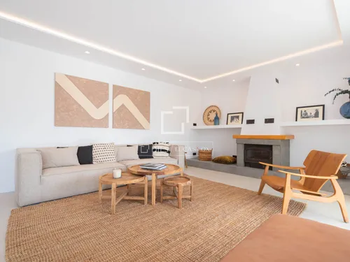 4 Bedrooms House / Villa in C. de l´Olivera