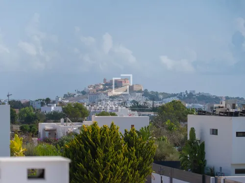 4 Bedrooms House / Villa in C. de l´Olivera