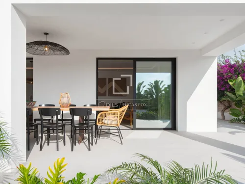 4 Bedrooms House / Villa in C. de l´Olivera