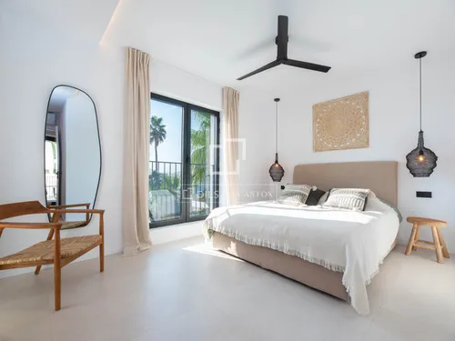 4 Bedrooms House / Villa in C. de l´Olivera