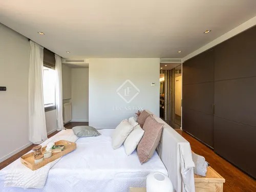 4 Bedrooms House / Villa in gaziel