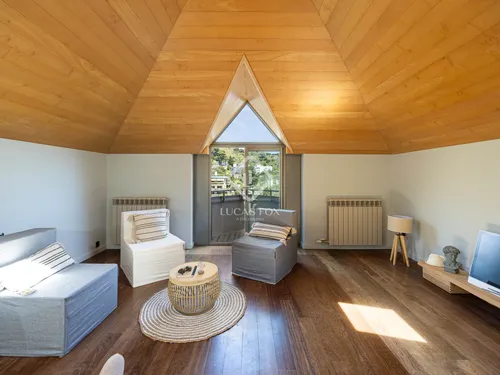 4 Bedrooms House / Villa in gaziel