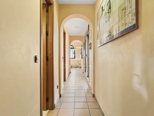 5 Bedrooms House / Villa in Cerro Alonso Diaz