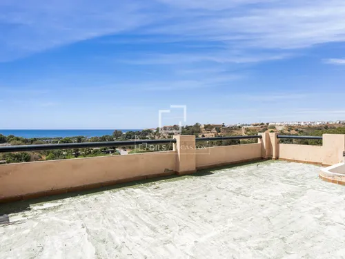 5 Bedrooms House / Villa in Cerro Alonso Diaz