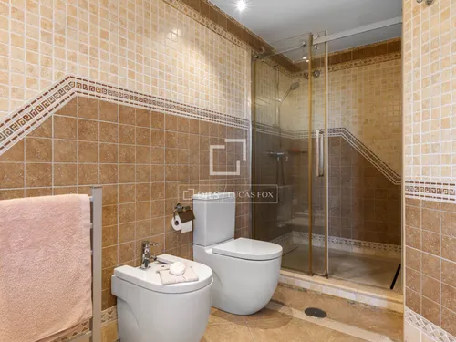 5 Bedrooms House / Villa in Cerro Alonso Diaz