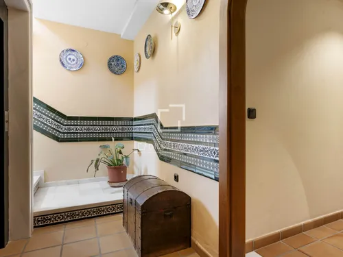 5 Bedrooms House / Villa in Cerro Alonso Diaz