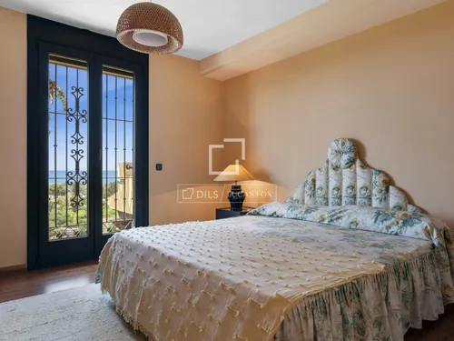 5 Bedrooms House / Villa in Cerro Alonso Diaz