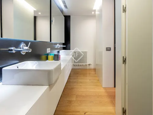 4 Bedrooms Apartment in Plaza Adria