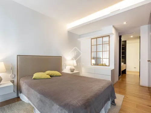 4 Bedrooms Apartment in Plaza Adria