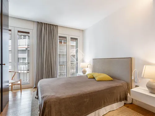 4 Bedrooms Apartment in Plaza Adria