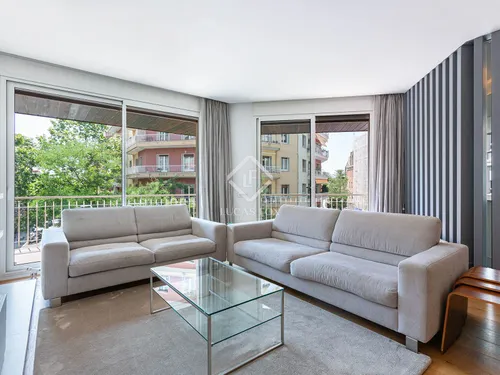 Excellent 4 Bedroom apartment with 26m² terrace for sale in Sant Gervasi - Galvany