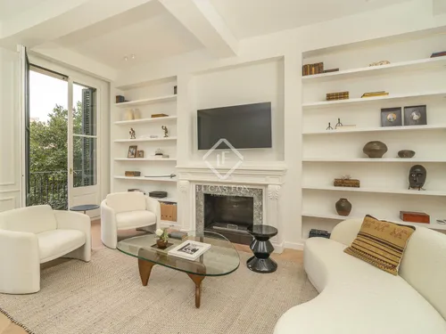 3 Bedrooms Apartment in Girona