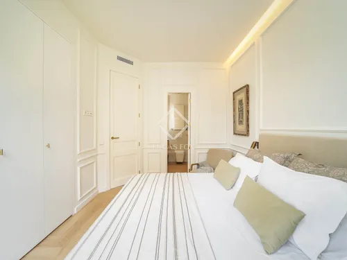 3 Bedrooms Apartment in Girona