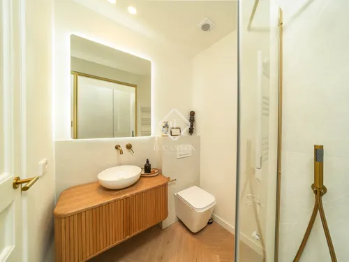 3 Bedrooms Apartment in Girona
