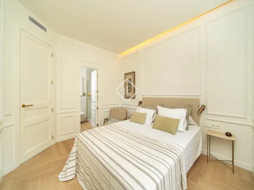 3 Bedrooms Apartment in Girona
