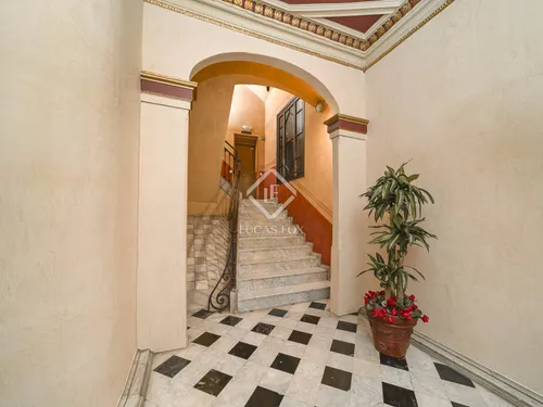 3 Bedrooms Apartment in Girona