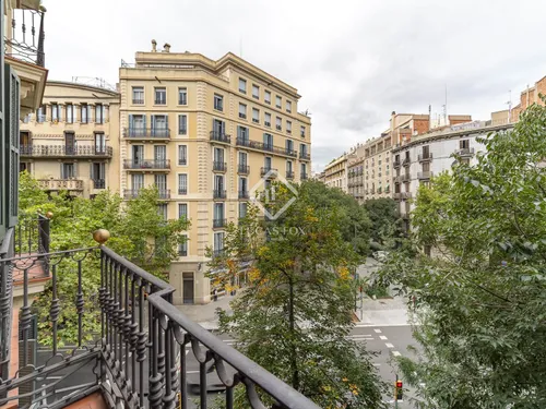 3 Bedrooms Apartment in Girona