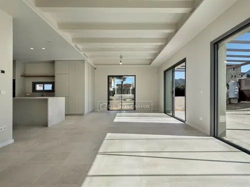 4 Bedrooms House / Villa in ARBOCERA