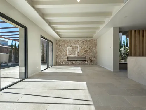 4 Bedrooms House / Villa in ARBOCERA