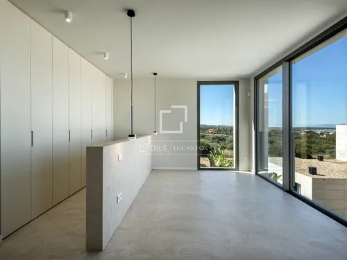 4 Bedrooms House / Villa in ARBOCERA