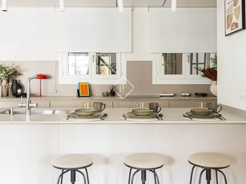 2 Bedrooms Apartment in Rambla Catalunya