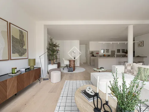 2 Bedrooms Apartment in Rambla Catalunya