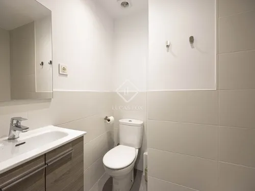 6 Bedrooms Apartment in C/ Santalo