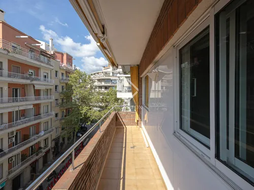 6 Bedrooms Apartment in C/ Santalo