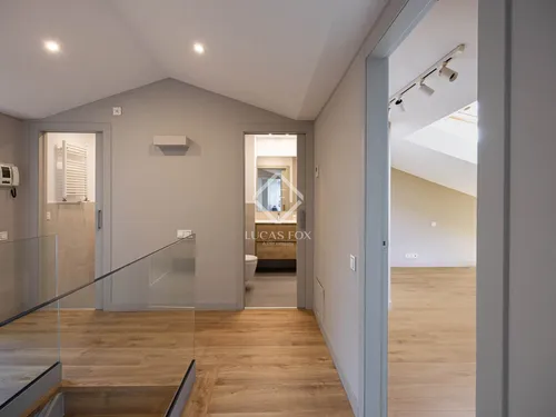 6 Bedrooms Apartment in C/ Santalo