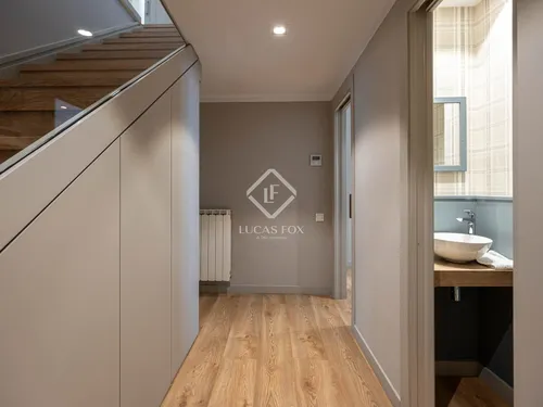 6 Bedrooms Apartment in C/ Santalo