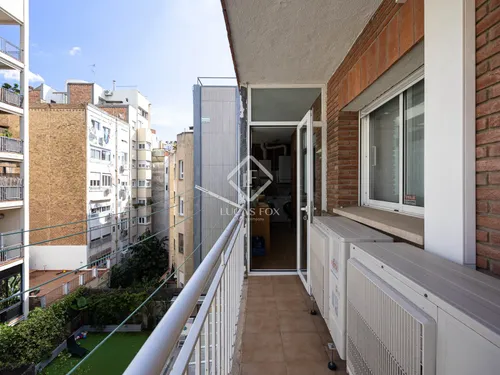 6 Bedrooms Apartment in C/ Santalo