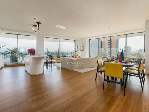 4 Bedrooms Apartment in Rambla Prim