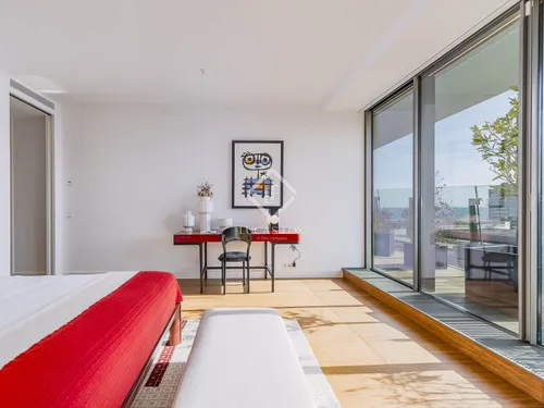 4 Bedrooms Apartment in Rambla Prim