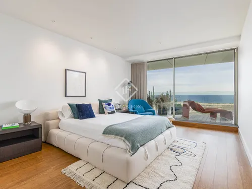 4 Bedrooms Apartment in Rambla Prim