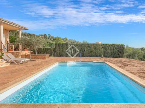 3 Bedrooms House / Villa in ARTIJOL