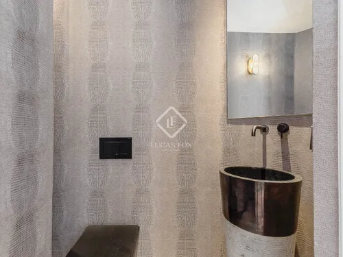 3 Bedrooms Apartment in Diputació