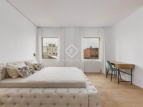 3 Bedrooms Apartment in Diputació