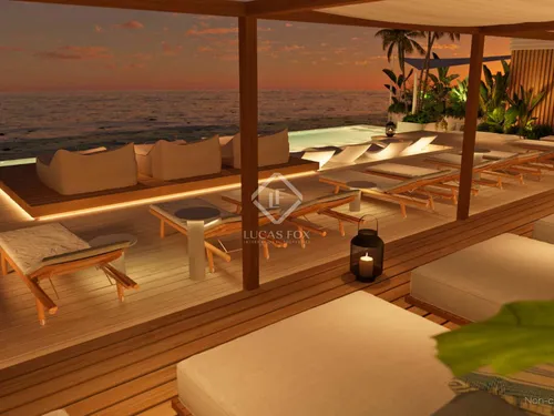 2 Bedrooms Apartment in Passeig del Port