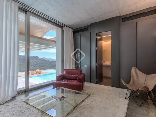 7 Bedrooms House / Villa in CAN PORCHU DE DALT Polígono 19 Parcela 360