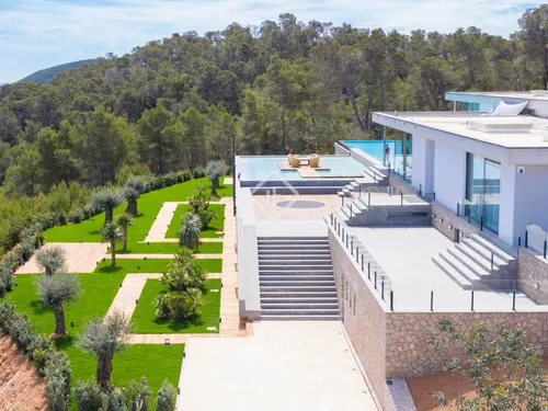 7 Bedrooms House / Villa in CAN PORCHU DE DALT Polígono 19 Parcela 360