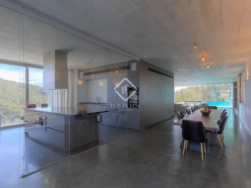 7 Bedrooms House / Villa in CAN PORCHU DE DALT Polígono 19 Parcela 360