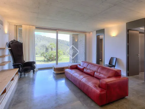 7 Bedrooms House / Villa in CAN PORCHU DE DALT Polígono 19 Parcela 360