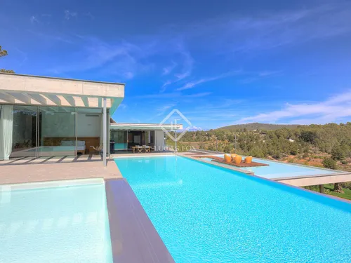 7 Bedrooms House / Villa in CAN PORCHU DE DALT Polígono 19 Parcela 360