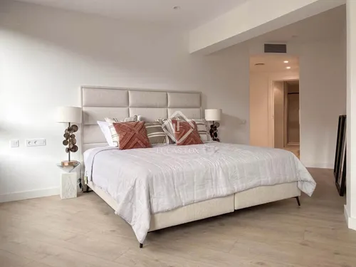 4 Bedrooms Apartment in Plaza Tetuán