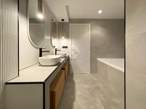 4 Bedrooms Apartment in Plaza Tetuán