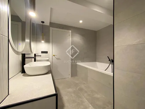 4 Bedrooms Apartment in Plaza Tetuán
