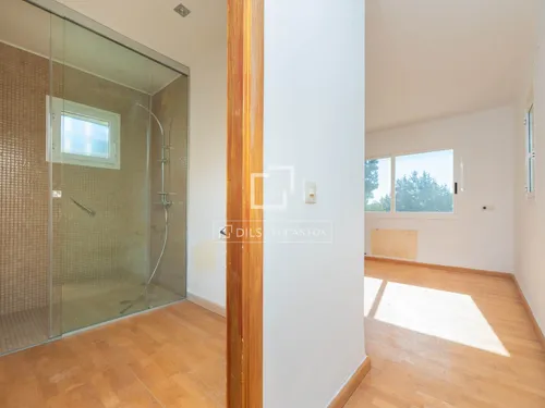 5 Bedrooms House / Villa in C/ Cap Negret Vista Alegre