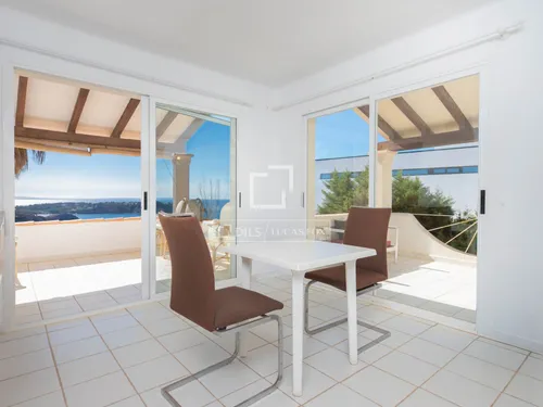 5 Bedrooms House / Villa in C/ Cap Negret Vista Alegre